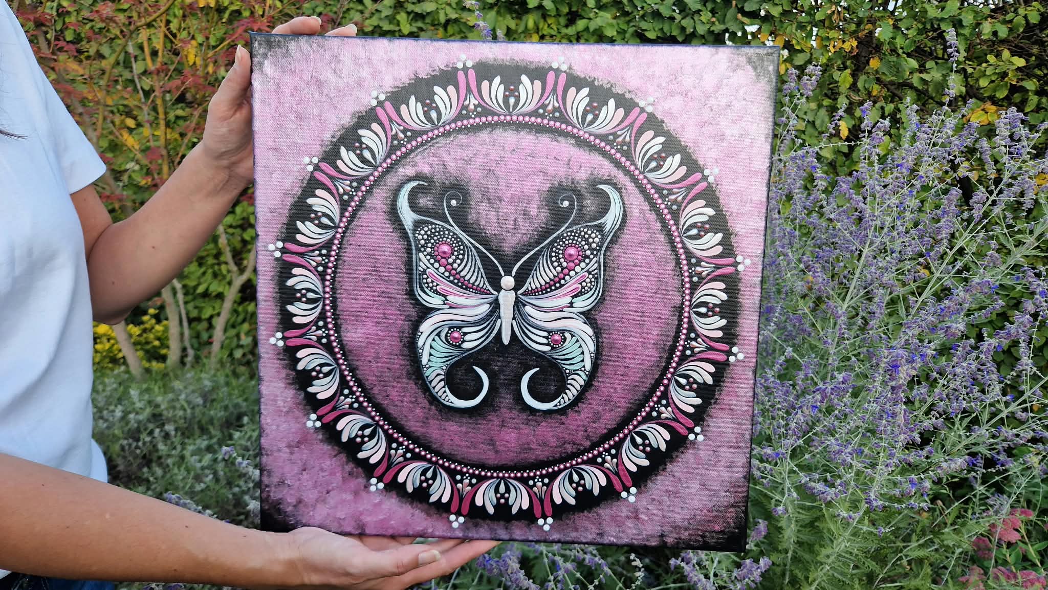 Mandala "Motýl" (40x40cm) 