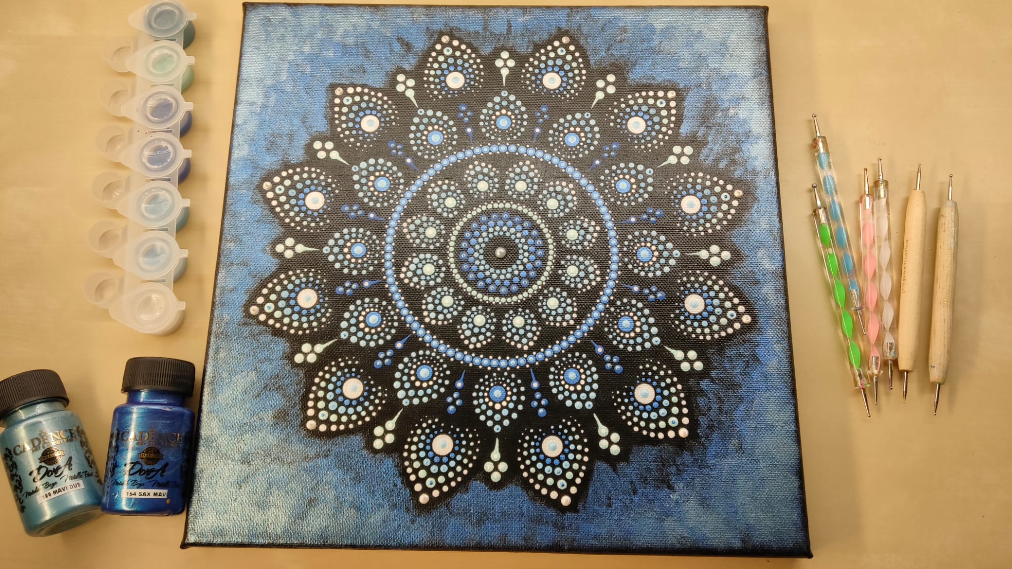 Mandala "Pomněnka" (30x30cm)