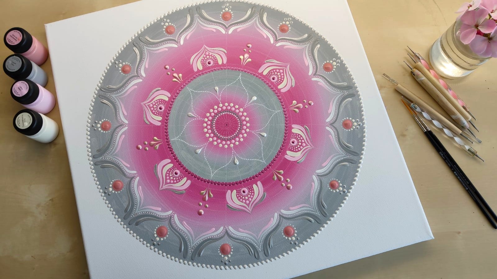 Mandala "Tanečnice" (40x40cm)